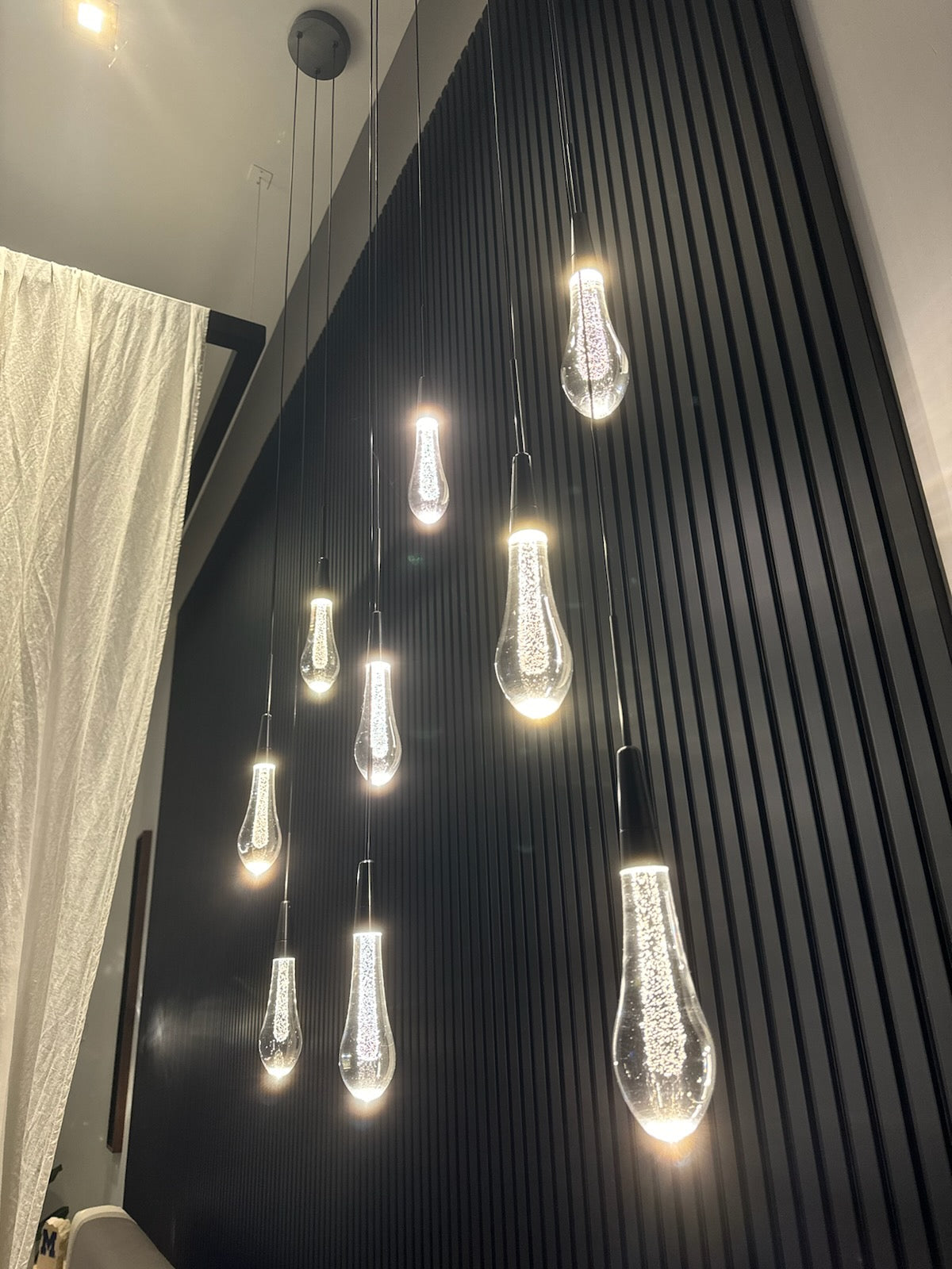 Solitaire Pendant Light