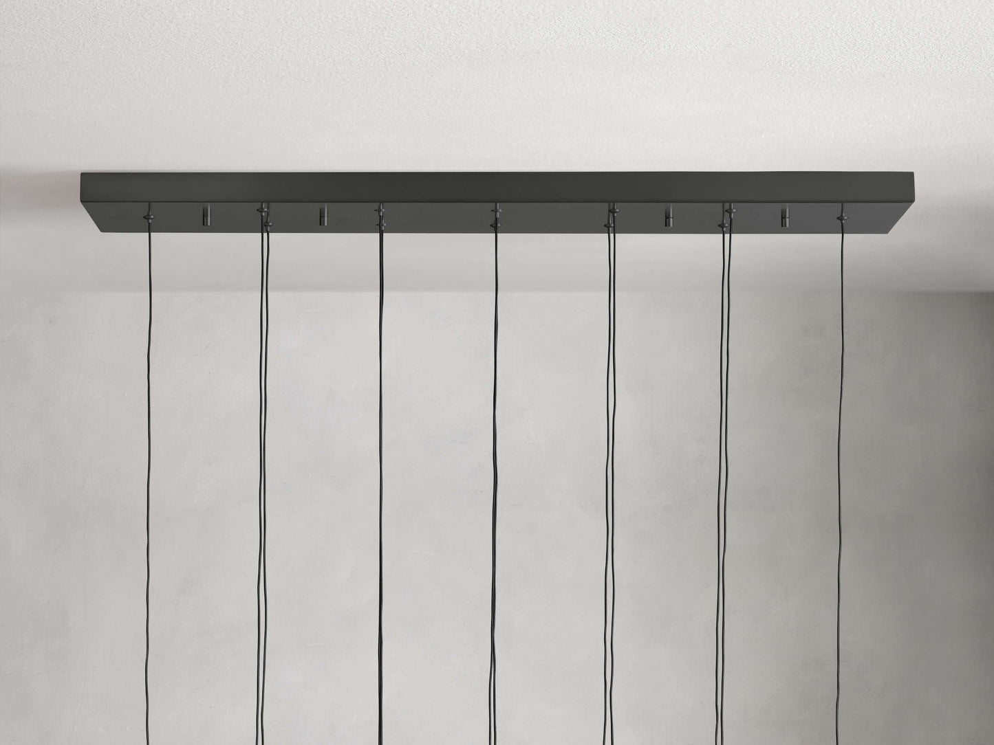 Solitaire Linear Chandelier