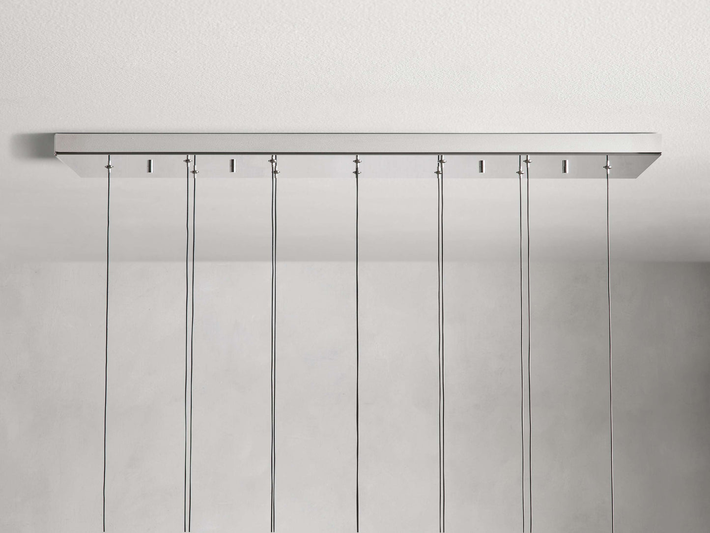 Solitaire Linear Chandelier