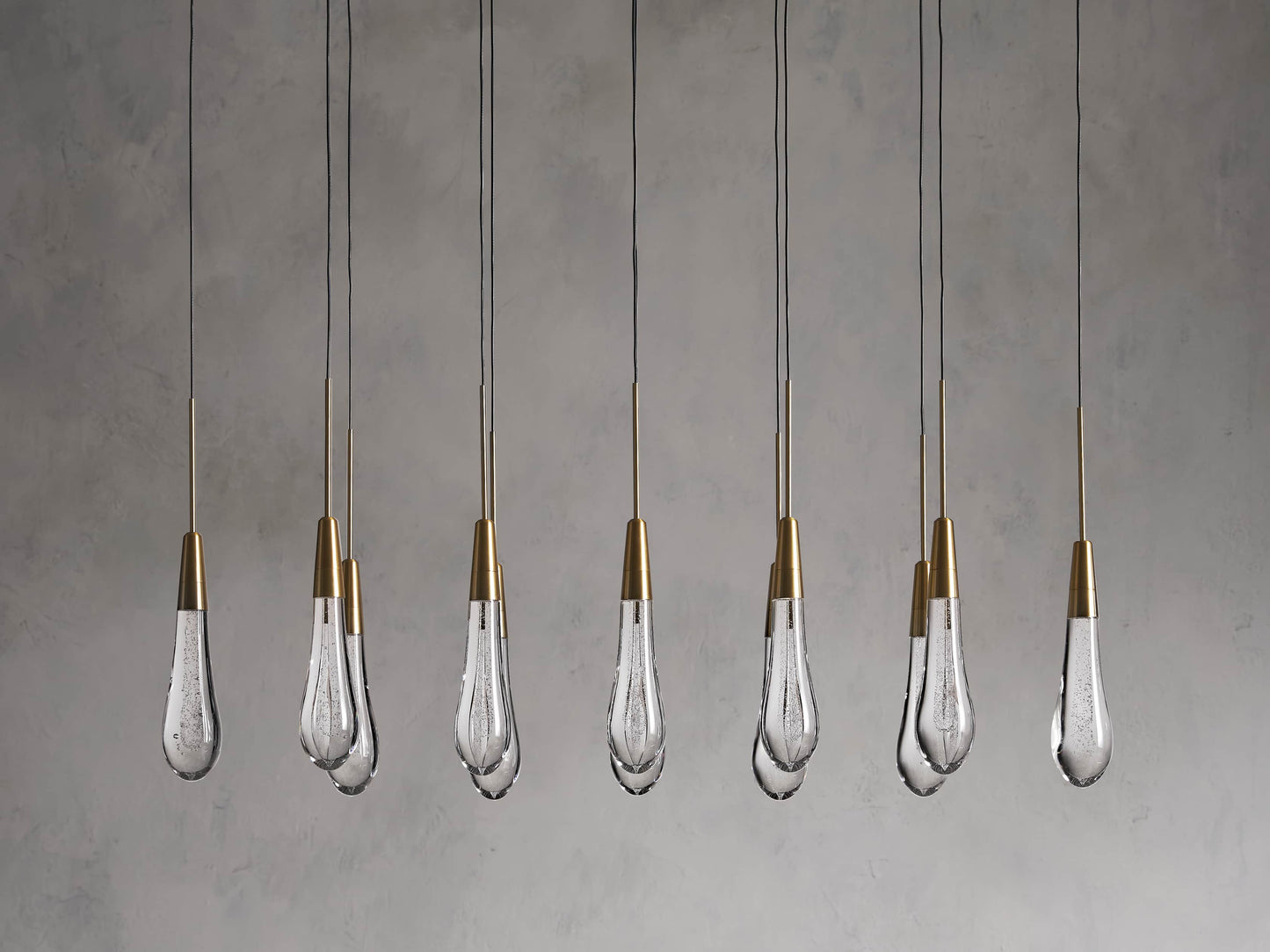 Solitaire Linear Chandelier
