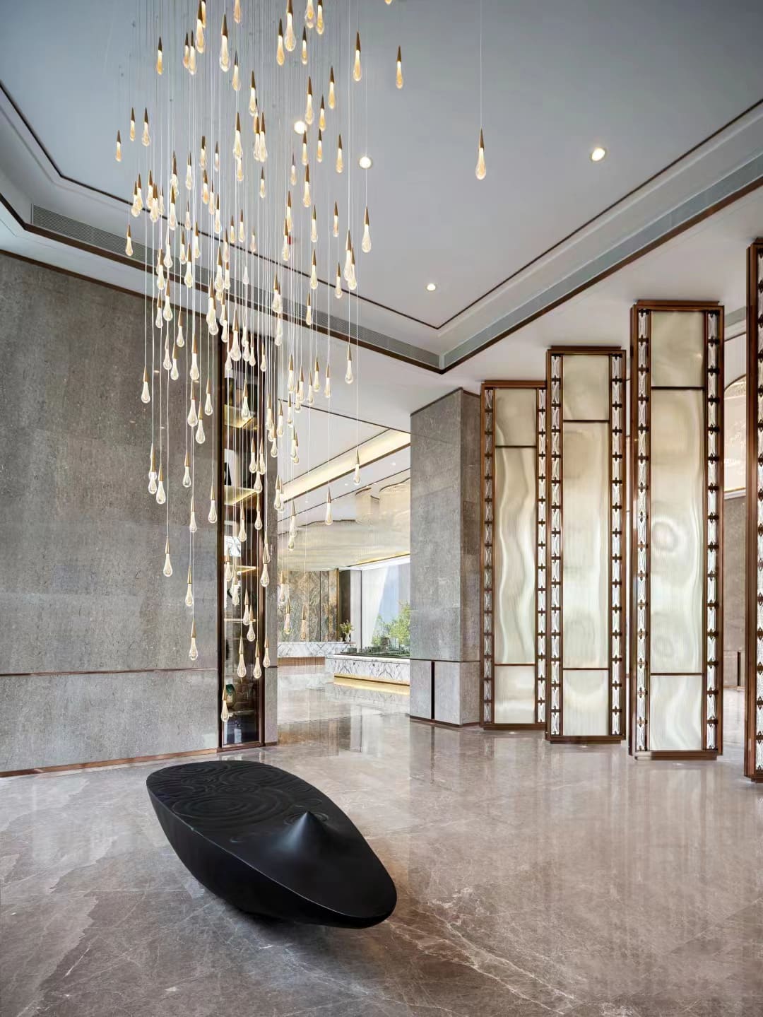 Solitaire Linear Chandelier