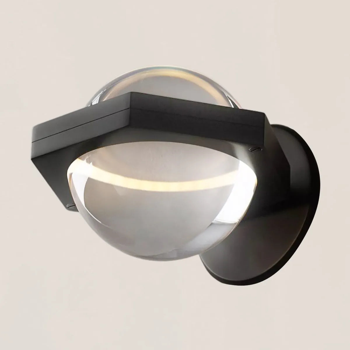 Eclatant Planet Wall Sconce