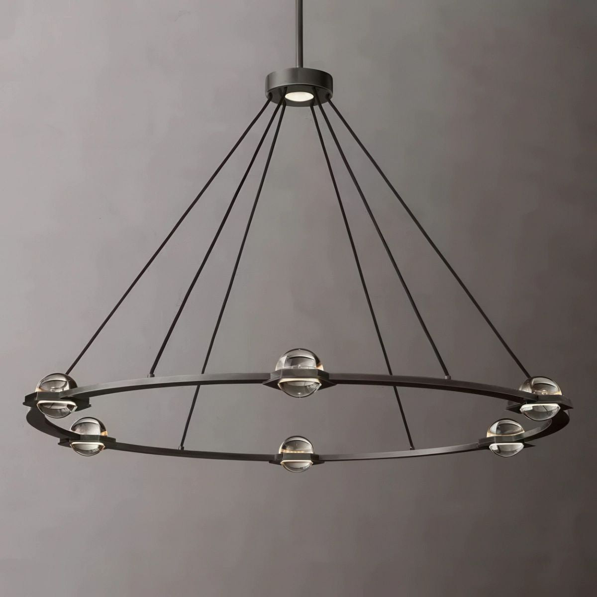 Eclatant Round Chandelier