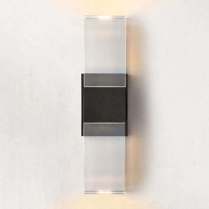 Serra Crystal Linear Sconce