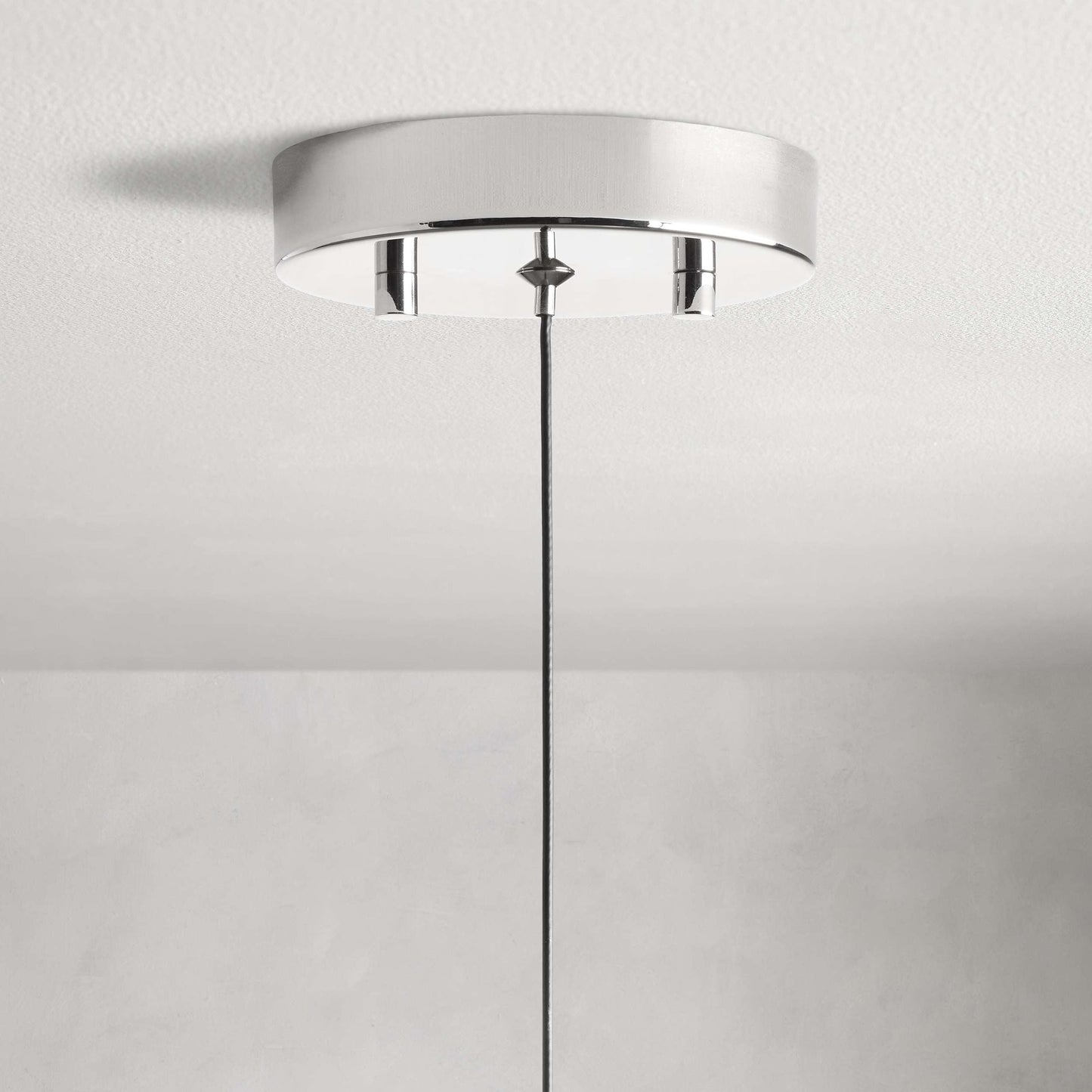 Solitaire Pendant Light