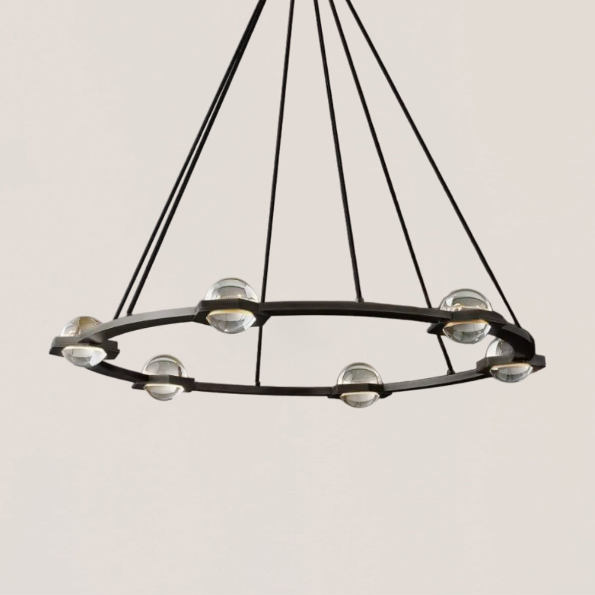 Eclatant Round Chandelier