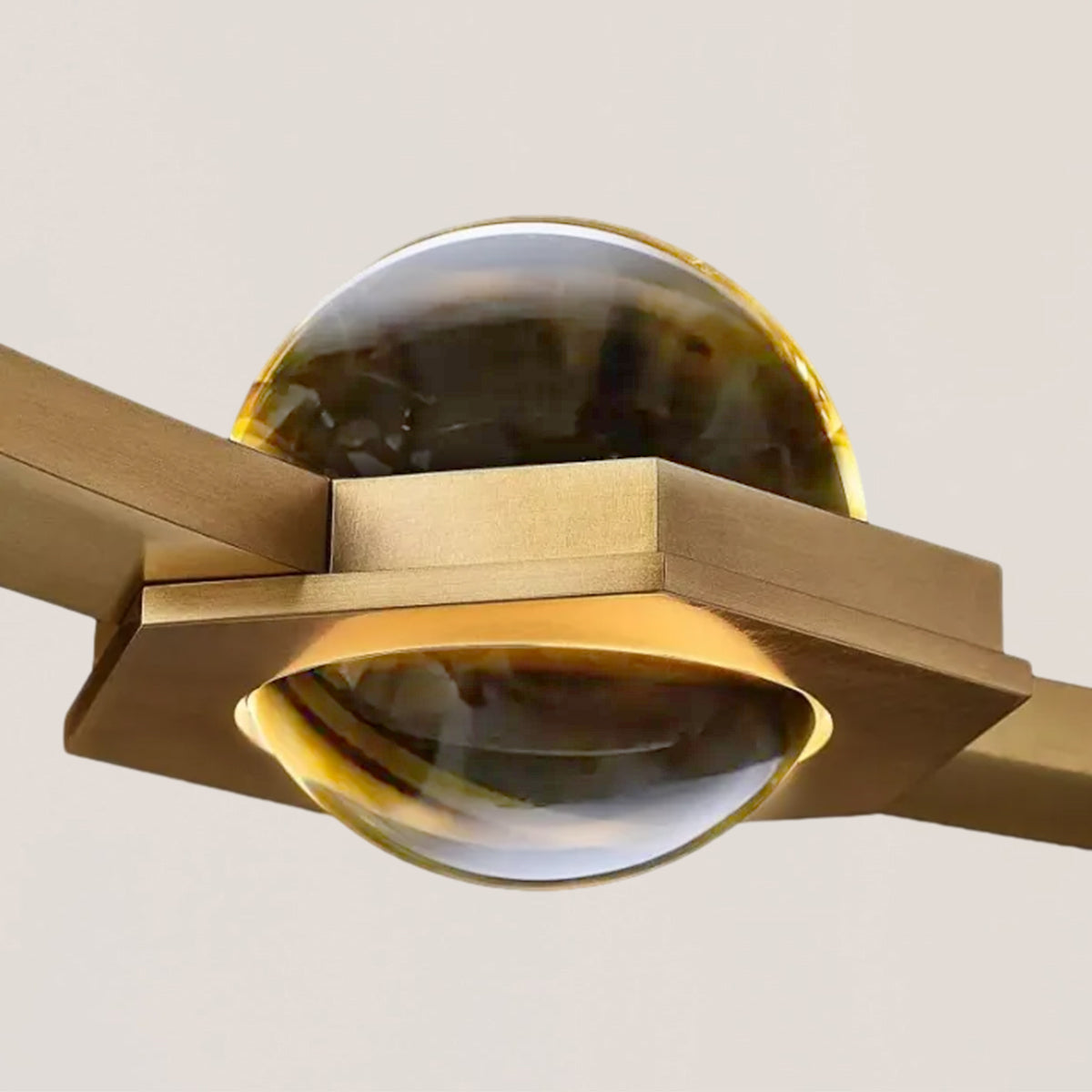 Eclatant Round Chandelier