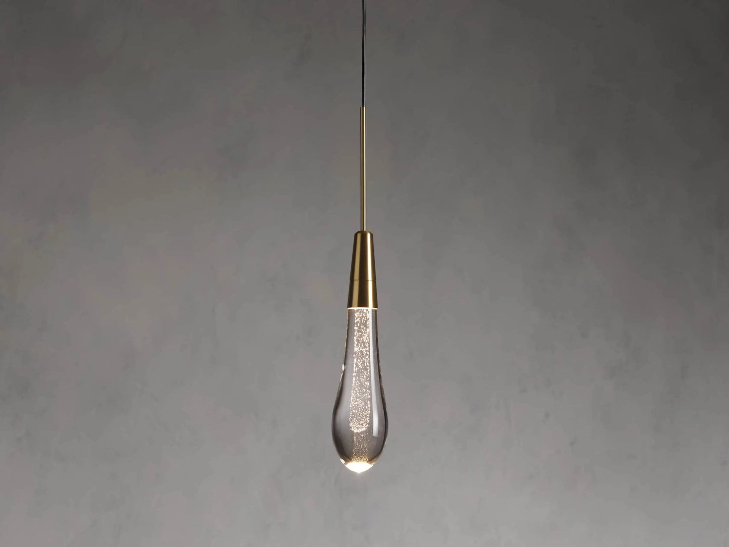 Solitaire Pendant Light